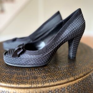 Aerosoles Black and White Minidot Peep Toe Heels